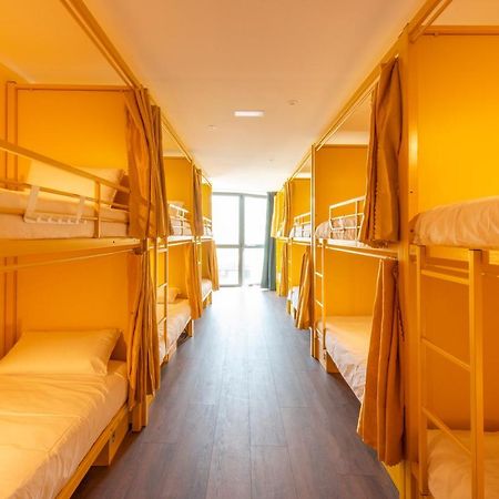Hostelle - Women Only Hostel Βαρκελώνη Εξωτερικό φωτογραφία