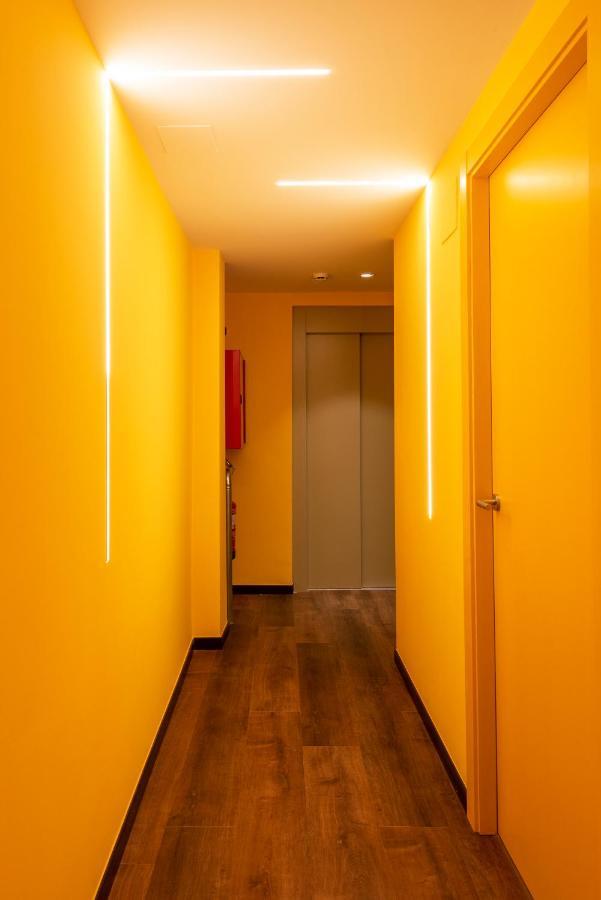 Hostelle - Women Only Hostel Βαρκελώνη Εξωτερικό φωτογραφία