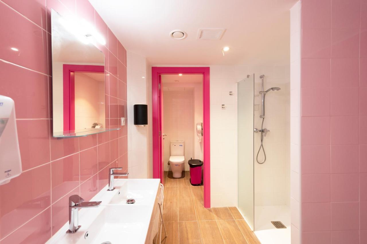 Hostelle - Women Only Hostel Βαρκελώνη Εξωτερικό φωτογραφία